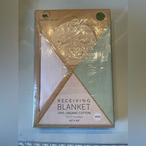 NWT ORGANIC COTTON BLANKET